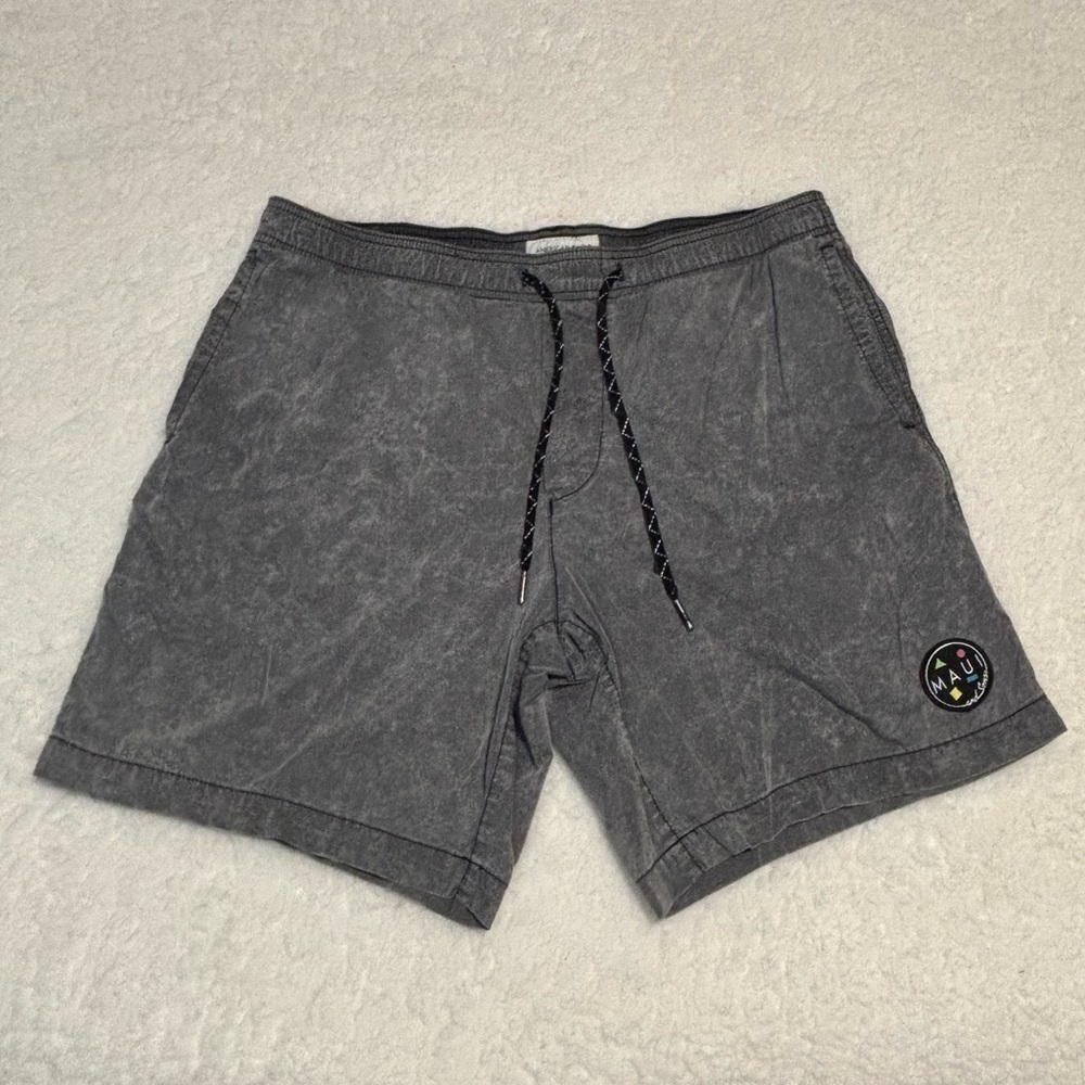 American Eagle Men Gray Maui Design Board Shorts